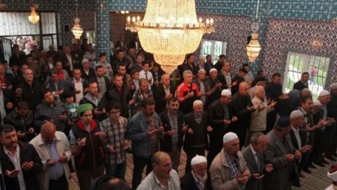 Şeyh Yunus'ta Kabe'ye Canlı Bağlantı