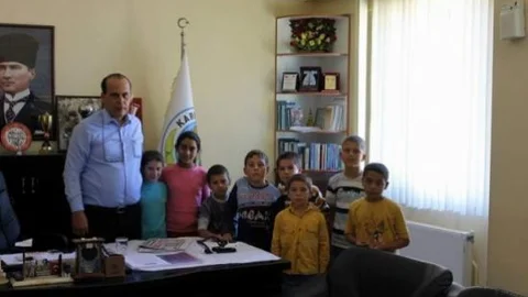 Başkan Ozan Çocuklarla Bayramlaştı