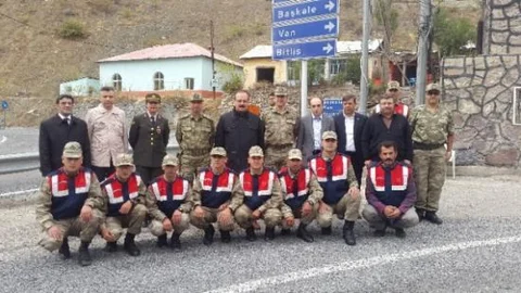 Vali Canbolat'tan Gazinin Ailesine Taziye Ziyareti