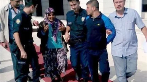 Askeri Döner Bıçağıyla Öldüren Genç Tutuklandı