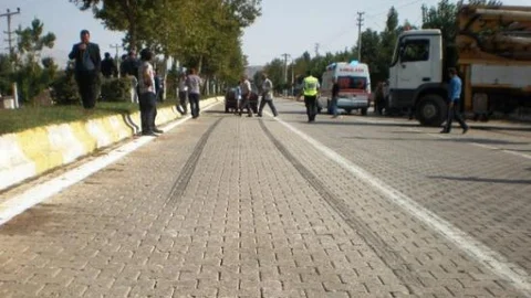 Otomobilin Çarptığı Yaşlı Kadın Hayatını Kaybetti