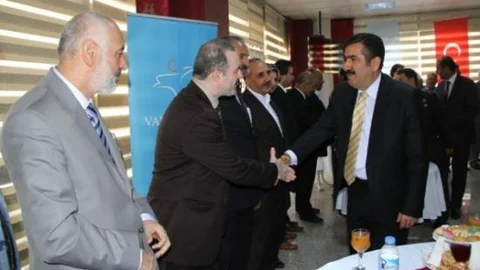 Van'da Bayramlaşma Töreni