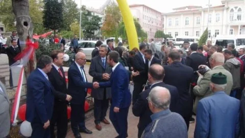 Tekirdağlılar Tuğlalı Parkta Bayramlaştı