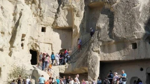 Kapadokya Bayramda Turist Akınına Uğradı
