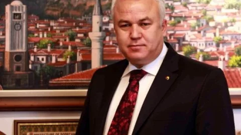 Mutso'dan 1071 Öğrenciye Kırtasiye Yardımı