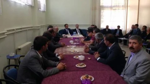 Adilcevaz Öğretmenevinde Bayramlaşma Töreni