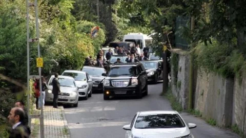 Davutoğlu Boğaziçi Yöneticileri Vakfı'ndaki Bayramlaşmaya Katıldı