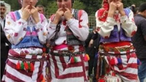 Kuşdilini Tanıtmak Ve Yaşatmak Amacıyla 17. Kültür Sanat Festivali Düzenlendi