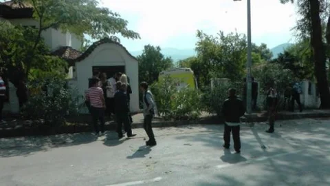 Freni Patlayan Midibüs Eve Daldı: 8 Yaralı