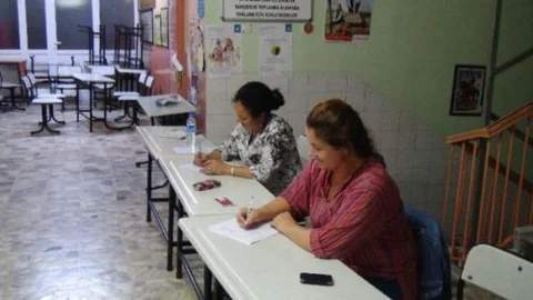 Tekirdağ'da Oy Kullanan Çifte Vatandaşlardan Höh'e Destek