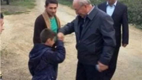 Tekirdağ Büyükşehir Belediye Başkanı Kadir Albayarak Bayram Ziyaretlerini Mahallelerde Sürdürdü