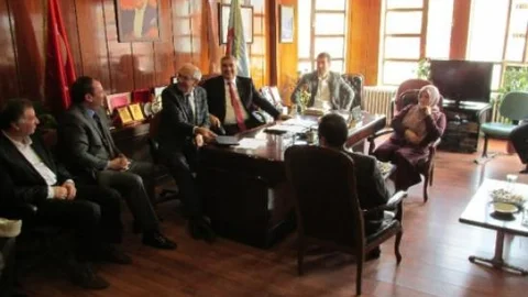 Başkan Toçoğlu Taraklı'da Vatandaşlarla Bayramlaştı