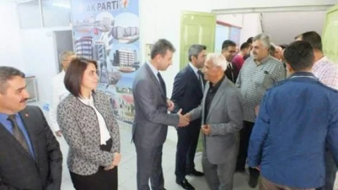 Ak Partililer Bayramlaştı