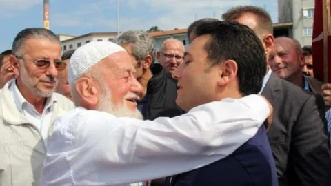 Cumhurbaşkanı Erdoğan'ın Babaocağından Böyle Uğurlandı