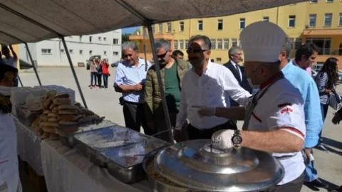 Eski Mezunlar Pilav Gününde Buluştu