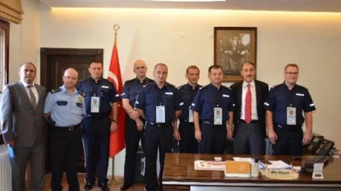 Polonya'dan Gelen Polis Heyeti Emniyet Müdürü Kalayoğlu'nu Ziyaret Etti
