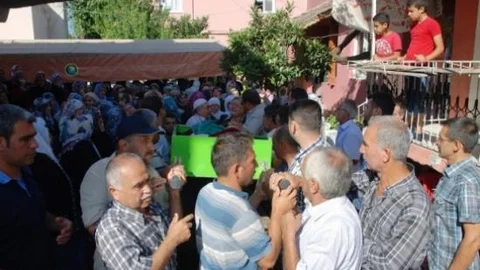 Sel Felaketinde Ölen Marketçi Toprağa Verildi