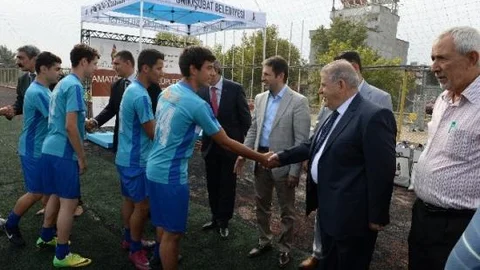 Onikişubat Belediyesi 11 Amatör Spor Kulübüne Malzeme Yardımında Bulundu