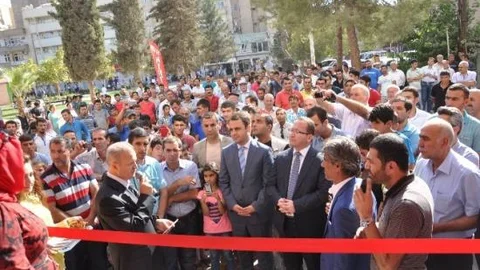 Kızıltepe'de Tepeli İş Merkezi Hizmete Açıldı