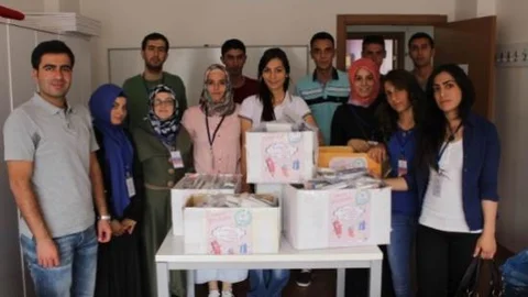 Yüzlerce Kalem Seti İhtiyaçlı Öğrenciler İçin Toplandı