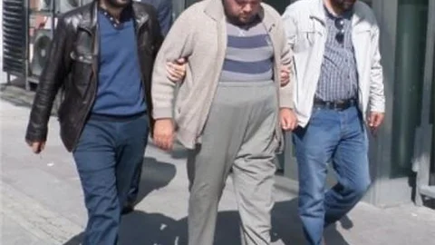 Şakalaşırken Arkadaşını Bıçakladı