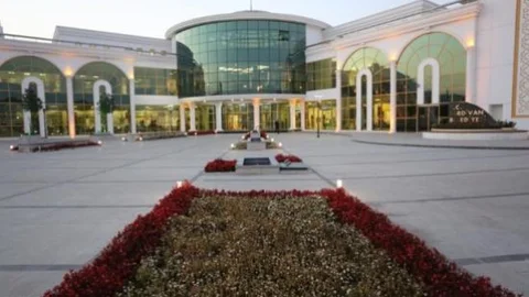 Serdivan Belediyesi Hayırseverlerle İhtiyaç Sahipleri Arasında Köprü Olacak