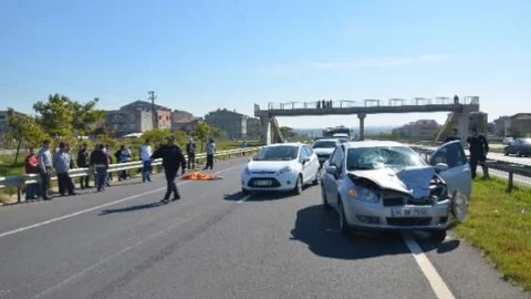 Evden Kaçan Genç Kız Otomobilin Altında Can Verdi