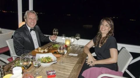 Avrupa Güzeli Erberk Ünlü Oyuncu Murat Onuk İle Yemekte Buluştu