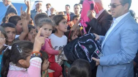 Altaç'tan Öğrencilere Kırtasiye Yardımı