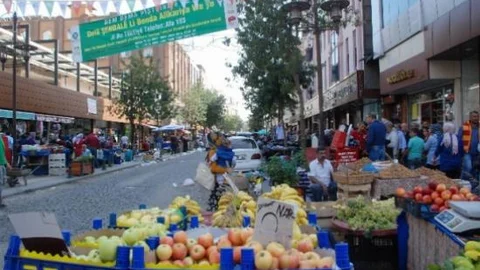 Diyarbakır Esnafı Boykotu Deldi