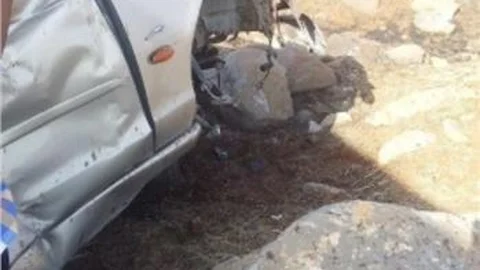 Siverek'te Trafik Kazası: 2'si Çocuk 8 Yaralı