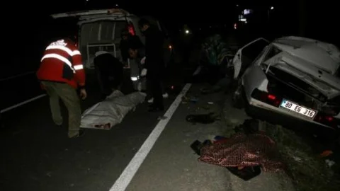 Afyonkarahisar'da 3 Kişinin Öldüğü Trafik Kazasının Ardından