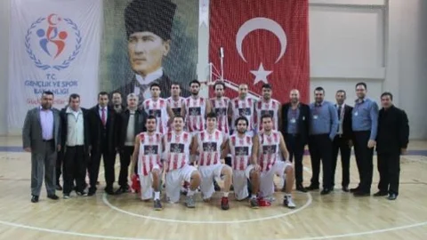 Yalova Belediyespor Adım Adım 3. Lige İlerliyor