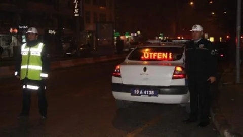 Polisin Sürücüleri Megafonla Uyarısı Tarihe Karışıyor