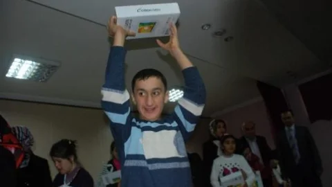 Engellilerin Tablet Bilgisayar Sevinci