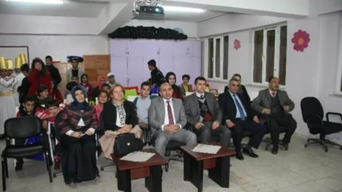 Başkan Kara Engelli Öğrenciler İle Bir Araya Geldi