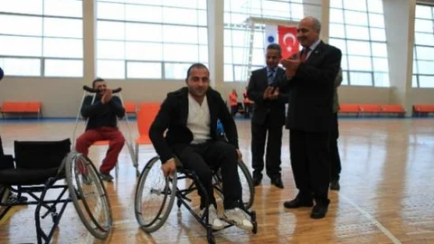 Batman Üniversitesi'nden Anlamlı Destek