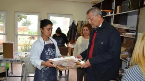 Başkan Tarhan Kursiyerlerle Bir Araya Geldi