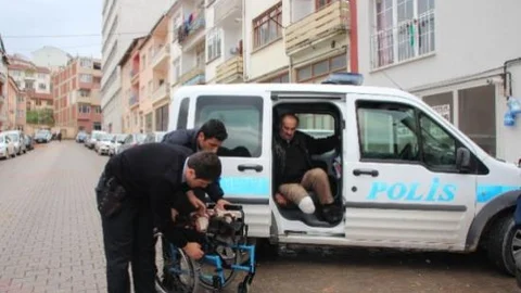 Bilecik Emniyet Müdürlüğü'nden Örnek Davranış