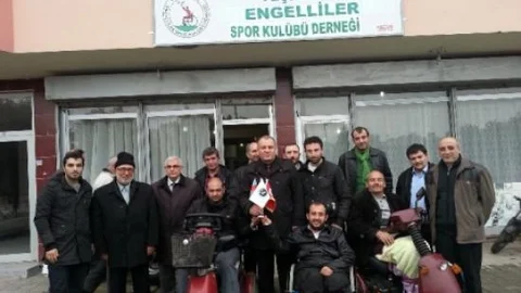 Asimder'den Engellilere Ziyaret