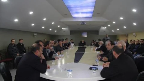 Hendek'te Yılın Son Meclis Toplantısı Yapıldı