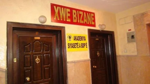 Dbp Siyaset Akademisi'nde Dinlenme Cihazı Bulundu