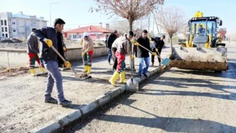 Gürpınar Belediyesi'nden Çevre Temizliği