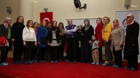 Kadın Meclisi'nden ''şiddete Hayır'' Toplantısı