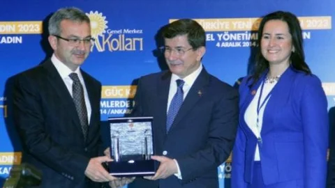 Başkan Köşker'e Başbakan'dan Ödül