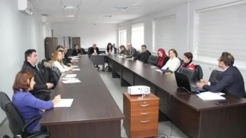 Ordu'da Eğitim Hemşirelerinin Sorunları Dinlendi