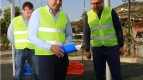 Başkan Kocadon Ekibiyle Gümüşlük'te Çalışmaları Başlattı