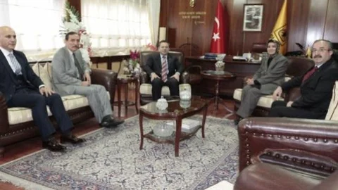 Vali Aksoy Rektör Saraç'ı Ziyaret Etti