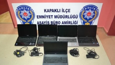 9 Yerden Hırsızlık Yapan Zanlılar Yakalandı