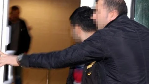 355 Gramla Esrarla Yakalandı